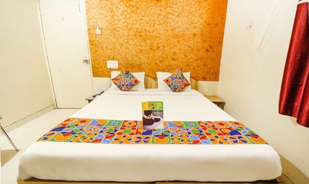 Oyo 11601 Hotel Karishma 13/21