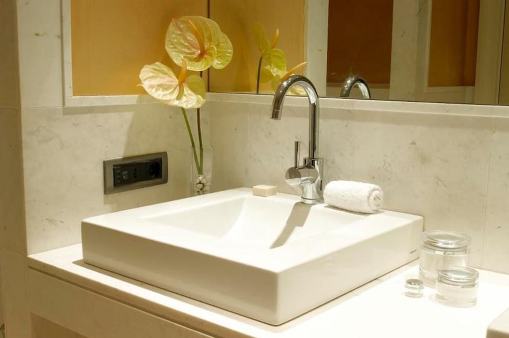 Hotel Blancafort Spa Termal Formerly Gran Hotel Balneario Blancafort 12/77
