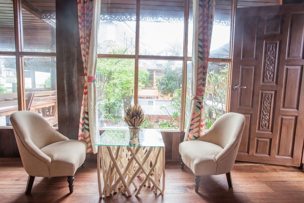 Pao Come Boutique House 53/79