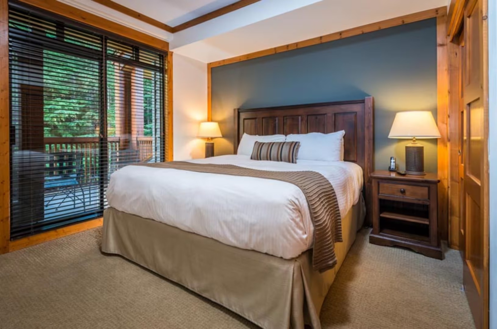 1 Bedroom, Condominium, Den