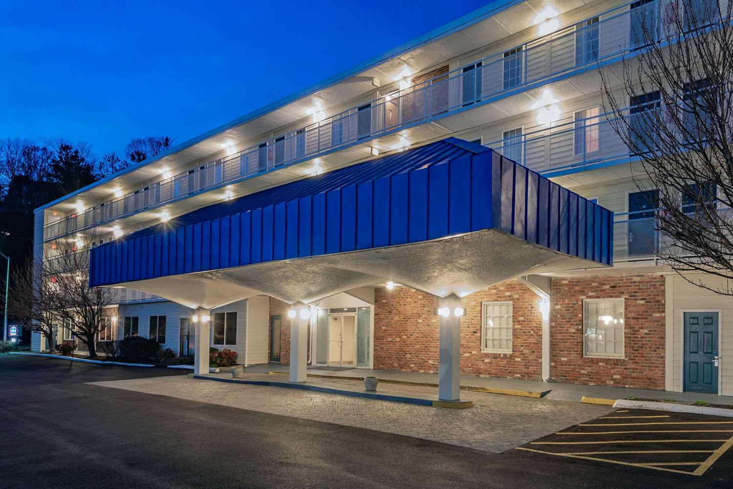 Howard Johnson by Wyndham Staunton 4/34