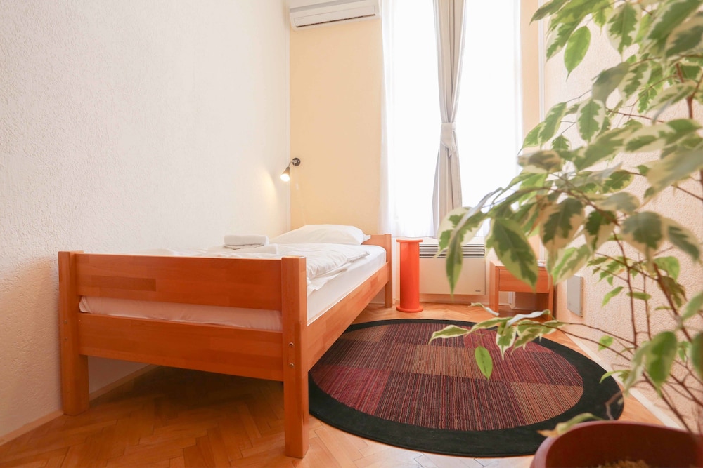 Hostel Pigeon Square 20/29