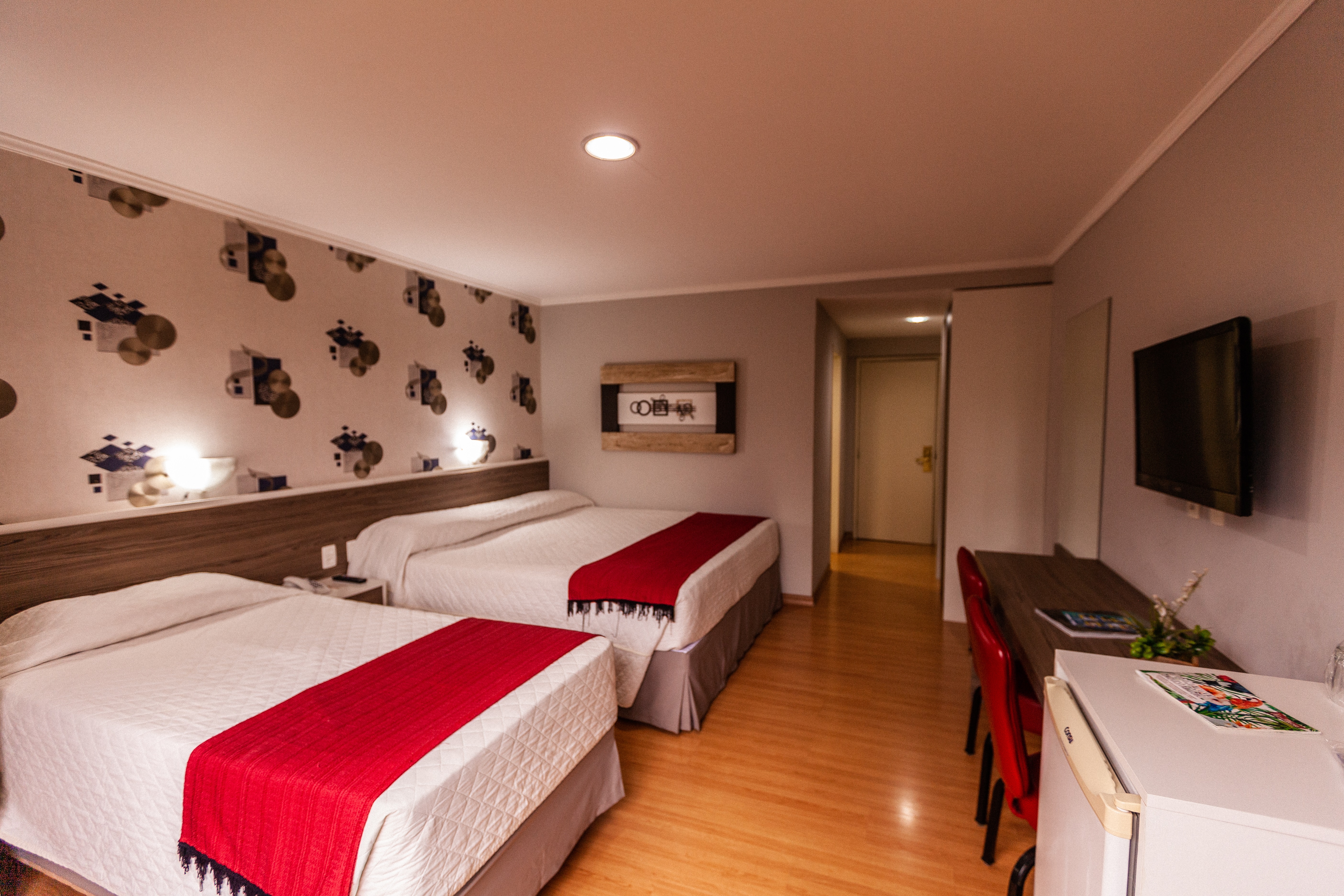 Plus, One, Classic, King Bed