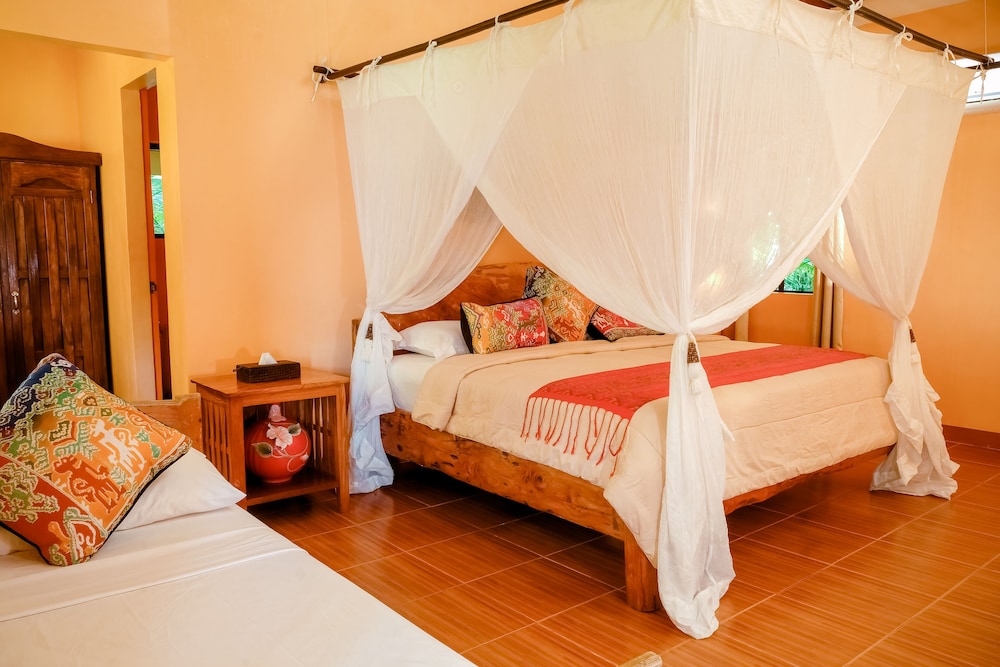 FLOWER ISLAND RESORT 19/71