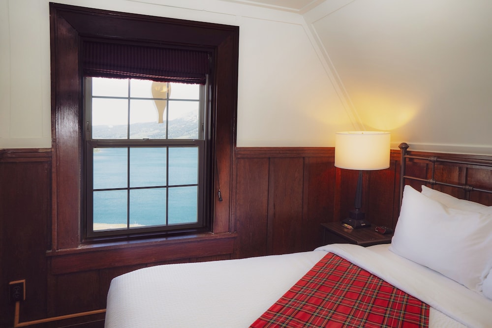 Prince of Wales Hotel 18/57
