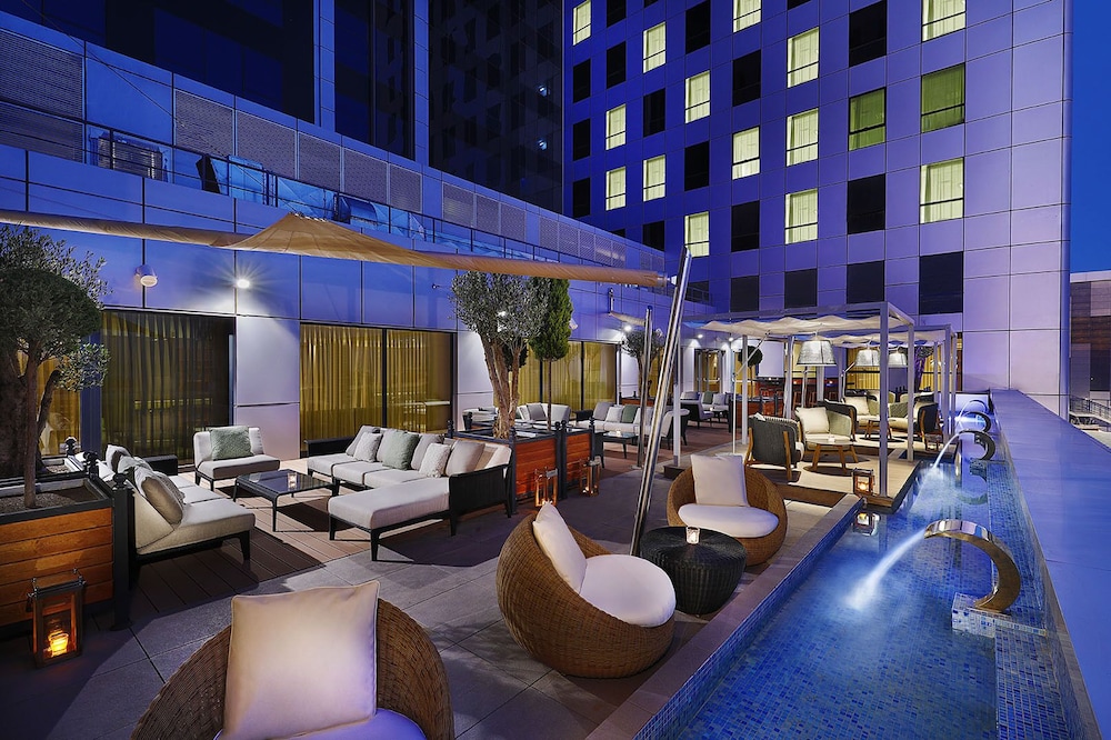Park Mall Hotel & Conference Center 20/38
