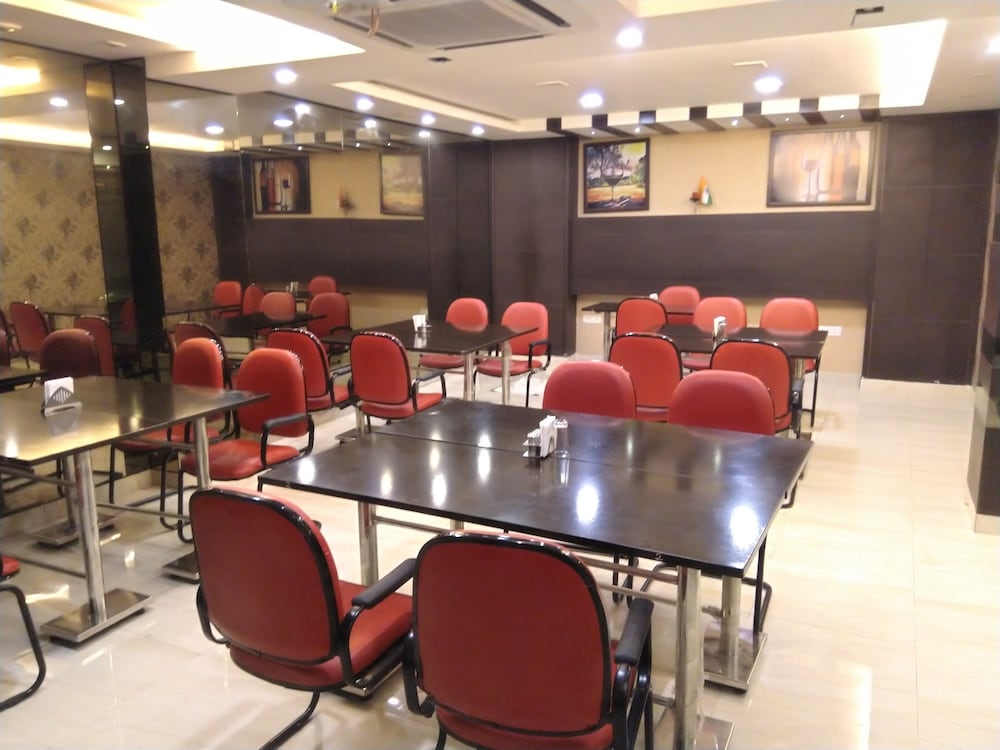 Arihant Inn 51/53