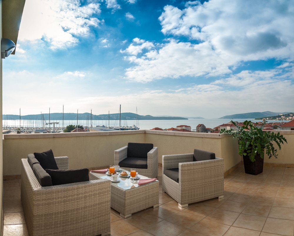 Hotel Rotondo 27/35