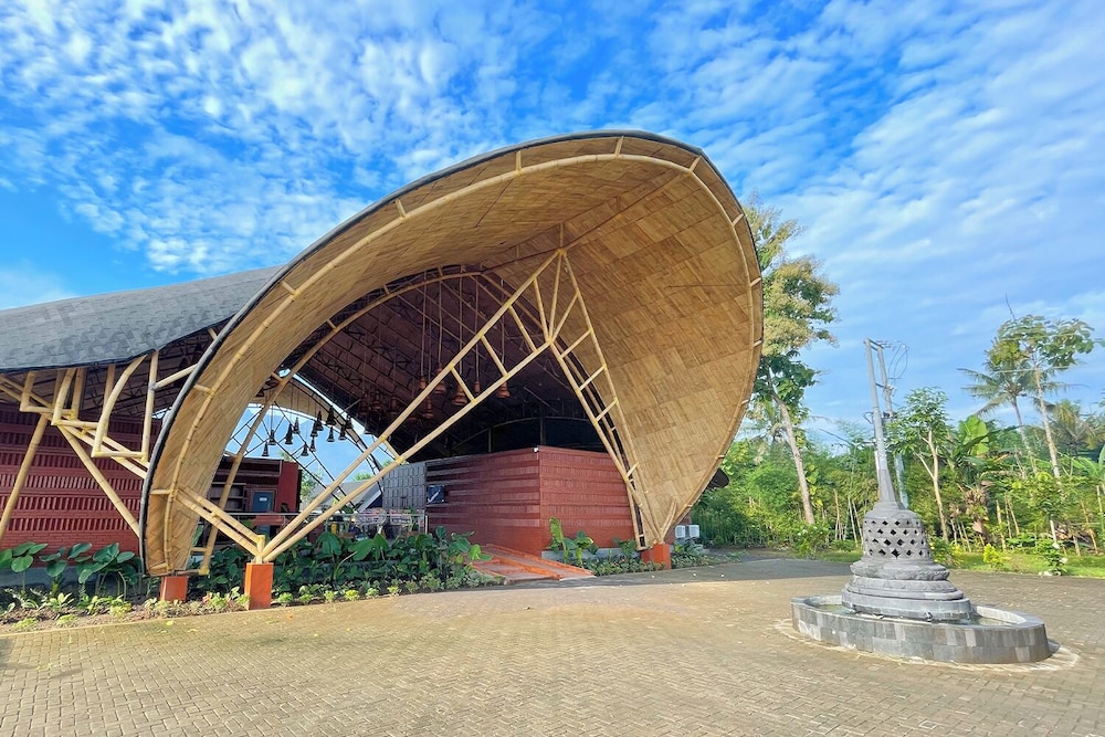 Moritz Hill Borobudur Resort and Spa 9/15