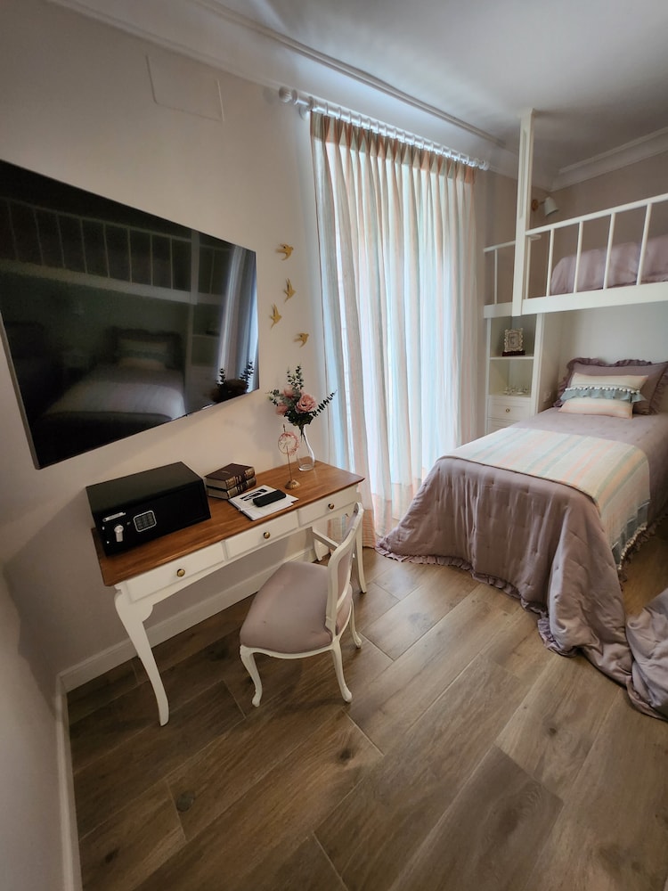Hotel Boutique IULIA 5 Estrellas 17/50