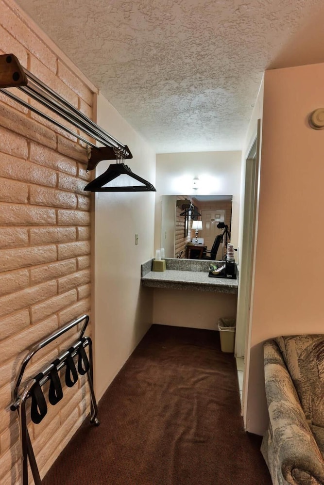 Country Inn Beaver Utah 30/39
