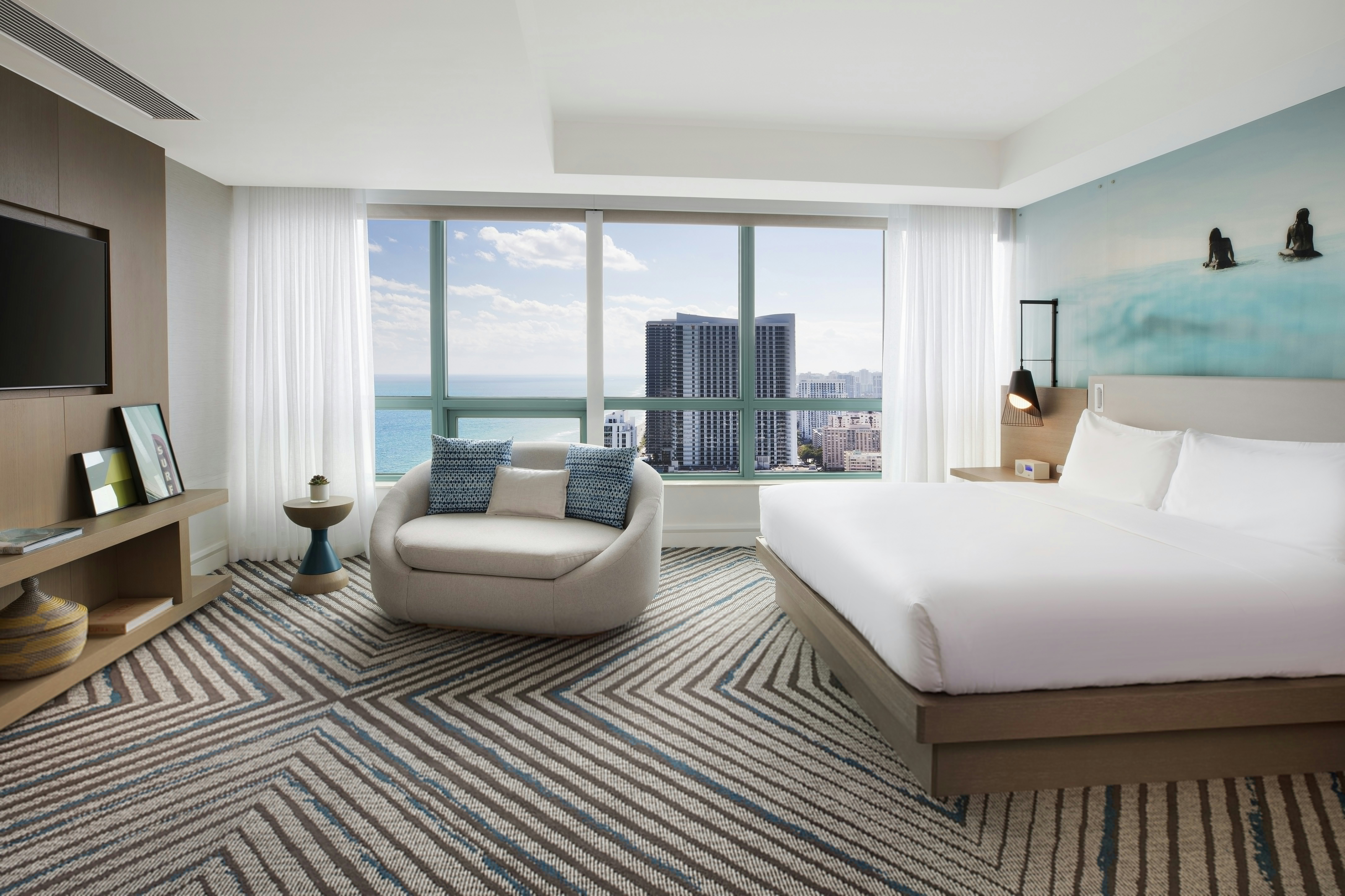 Signia by Hilton Diplomat Beach Resort 12/50