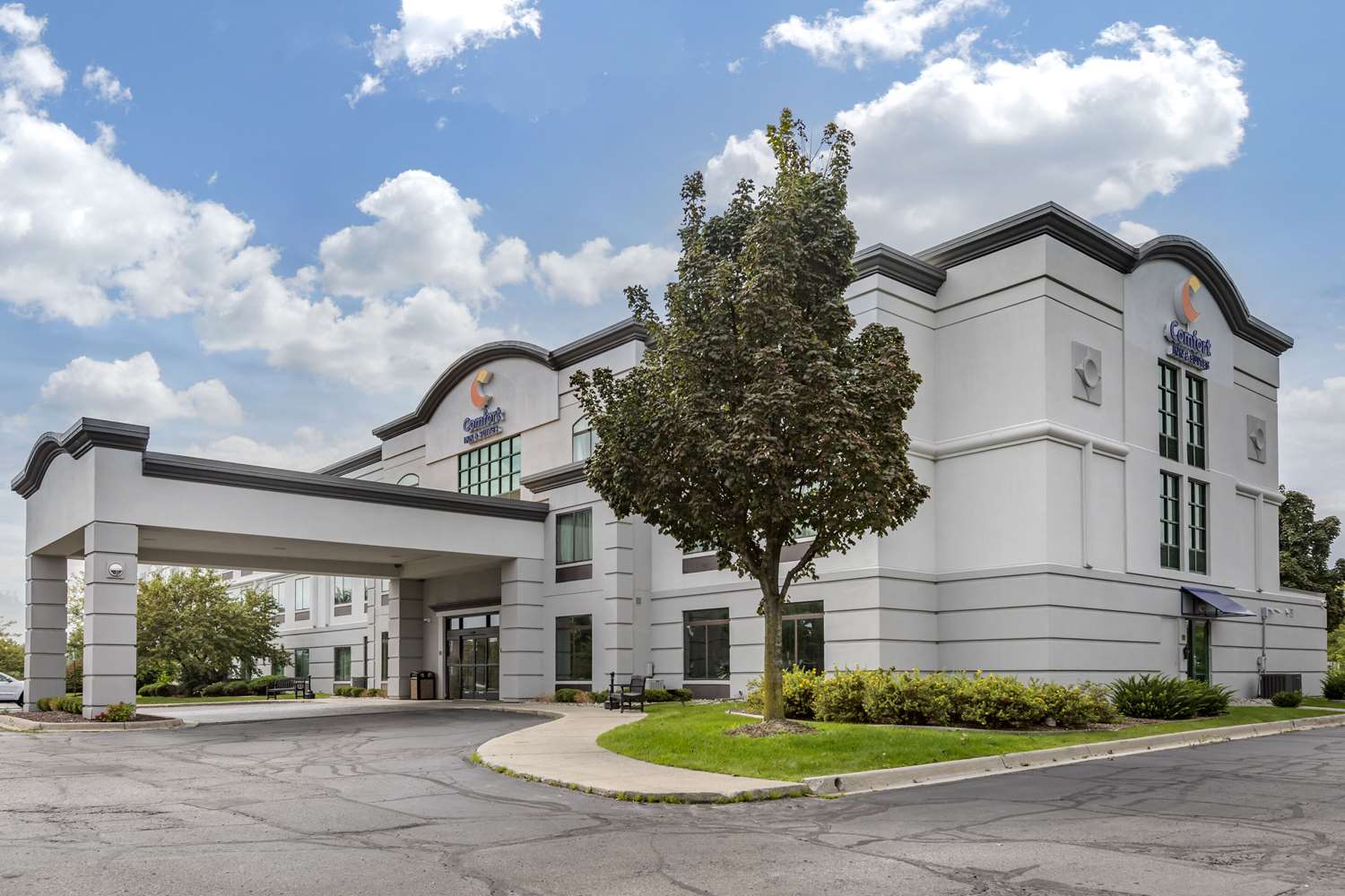 Comfort Inn & Suites Grand Blanc/Flint 25/25