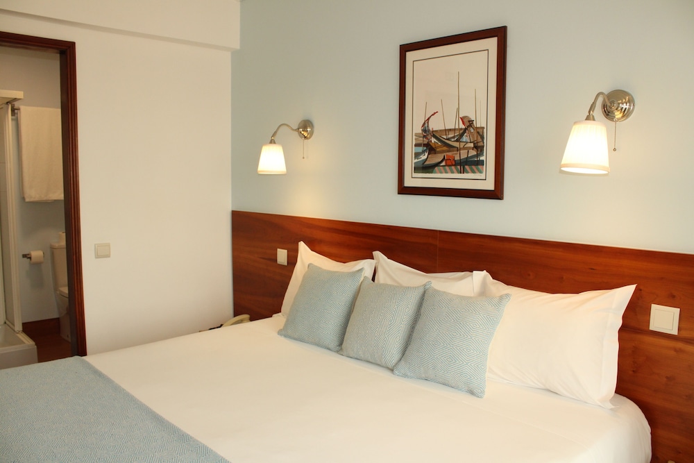 HOTEL SANTIAGO 23/54
