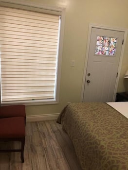 Royal Oak Inn 48/63