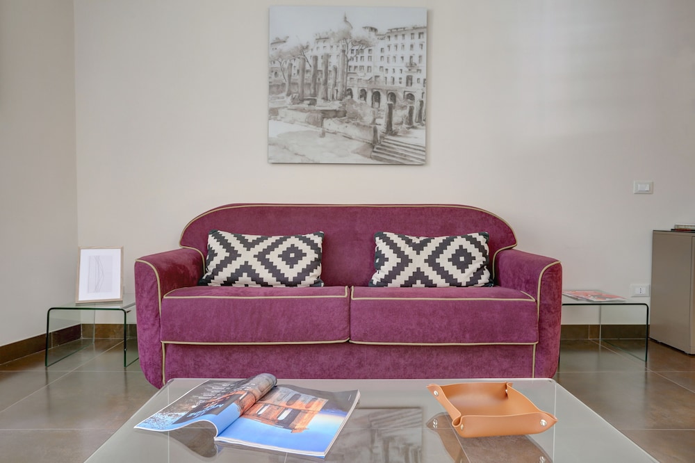 Colosseo Gardens - My Extra Home 55/75