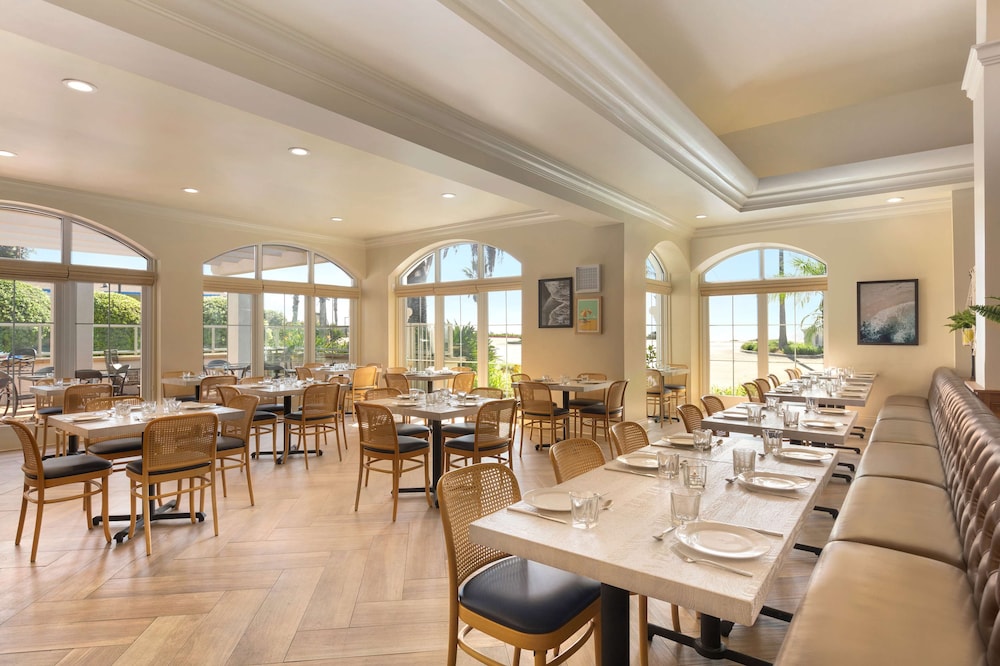 Hilton Garden Inn Carlsbad Beach 70/92