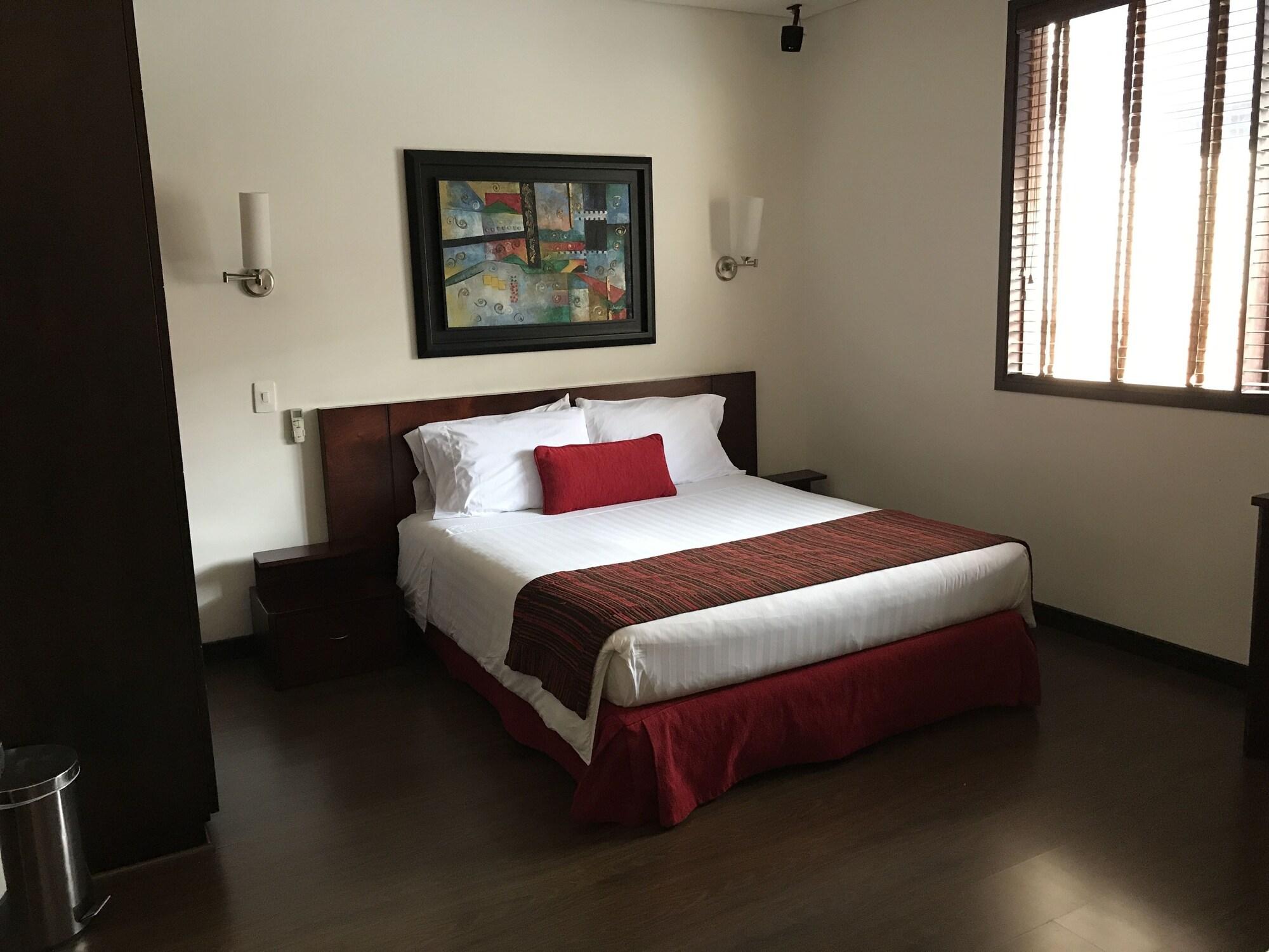 Hotel Boutique Casa Farallones 6/23