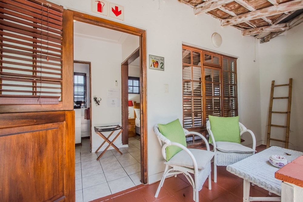 Honeypot Guesthouse 30/50