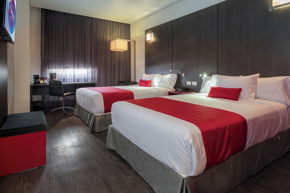 ROOM, 2 DOUBLE BEDS