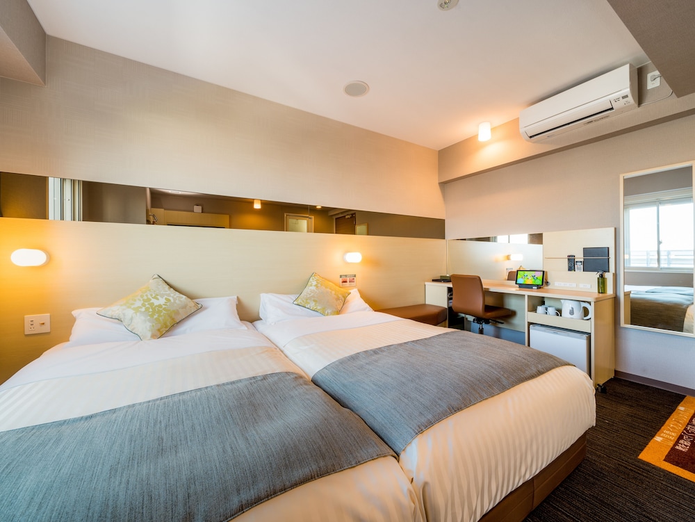 Super Hotel Premier Musashi Kosugi Ekimae 18/62