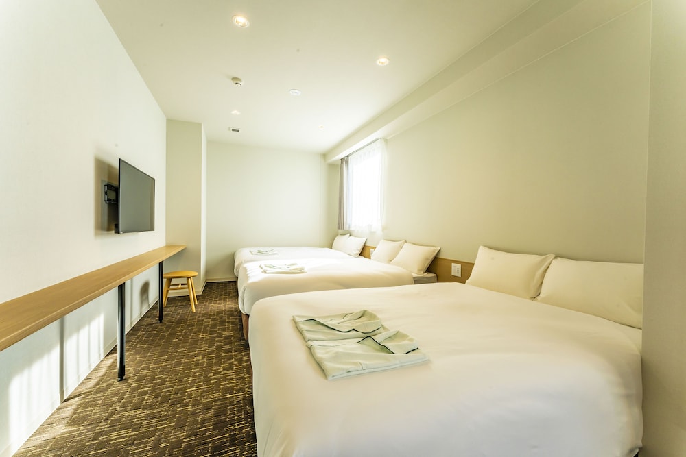 Cvs Bay Hotel 32/50