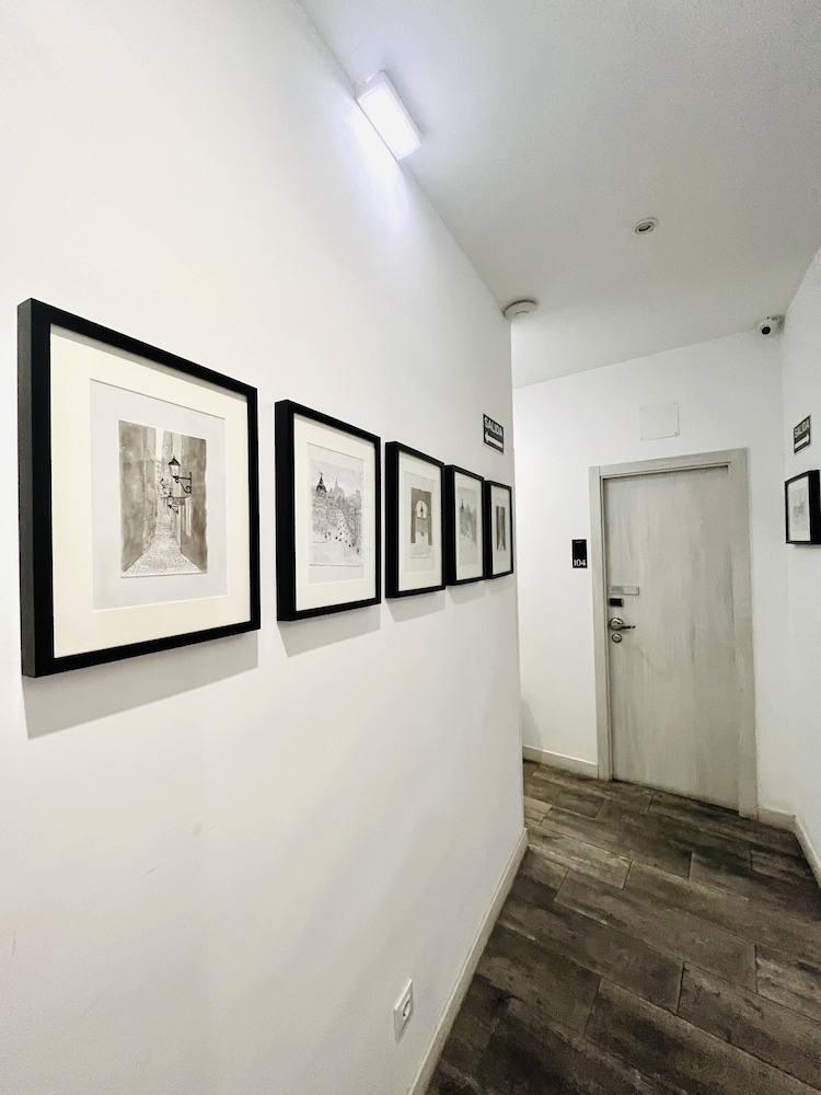 Hostal Abami I I 3/22