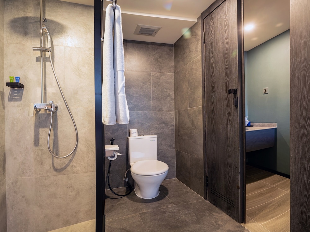Aston Cilegon Boutique Hotel 29/31