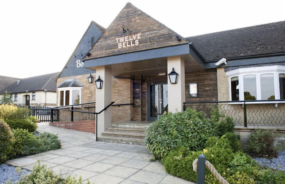 Premier Inn Gloucester (Little Witcombe) in GLOUCESTER - UK