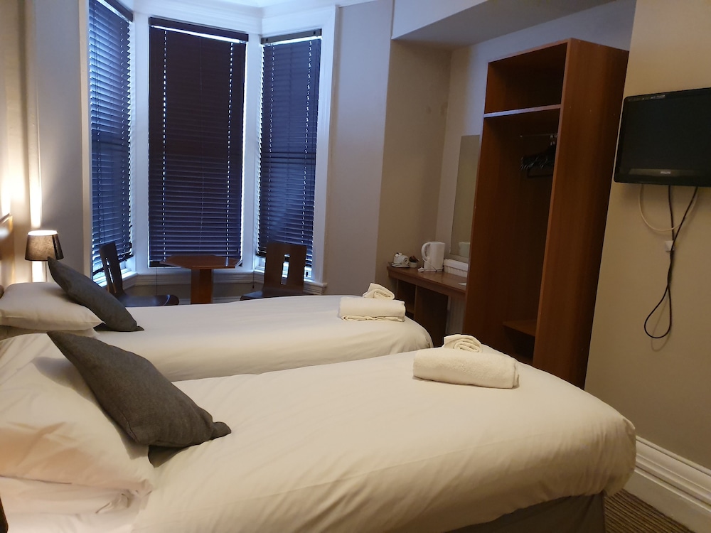 The York Hotel 31/49