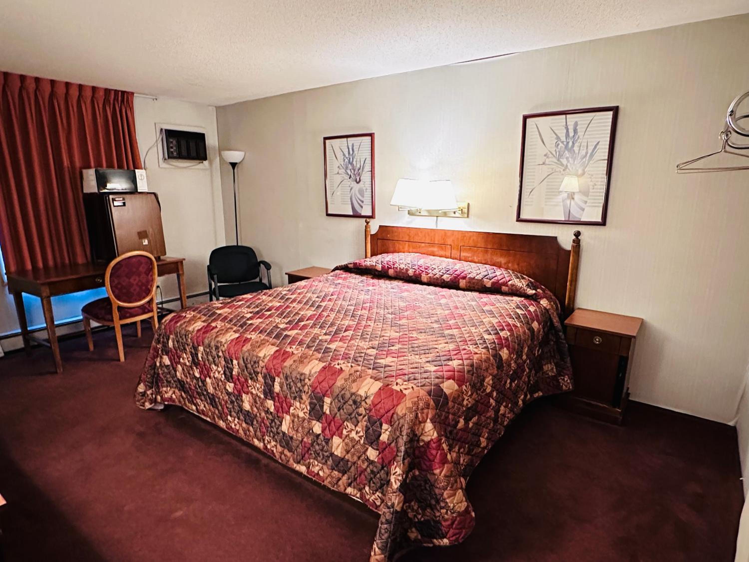 Pamola Motor Lodge 9/27