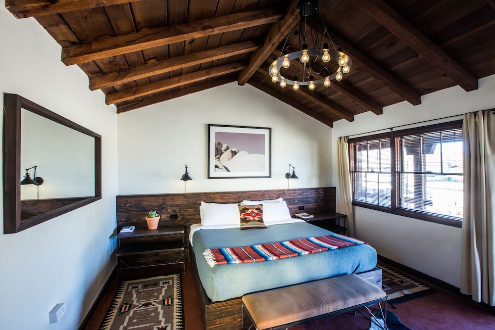 Pioneertown Motel 22/53