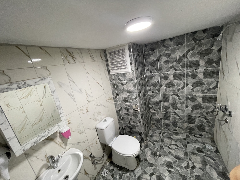 Ersoy Ege Apart Otel 50/50