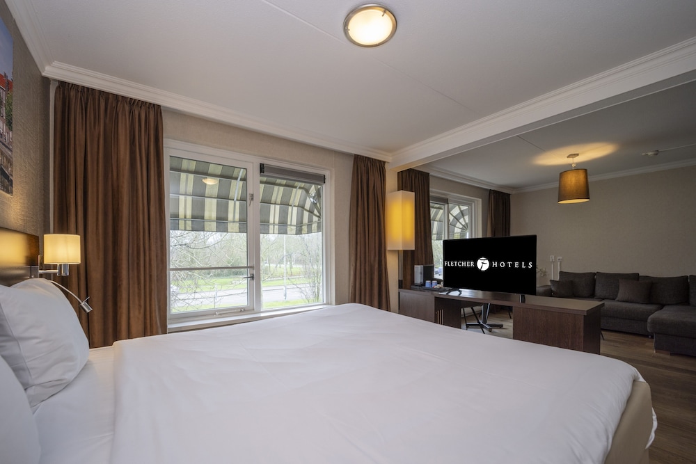 Junior Suite, King Bed