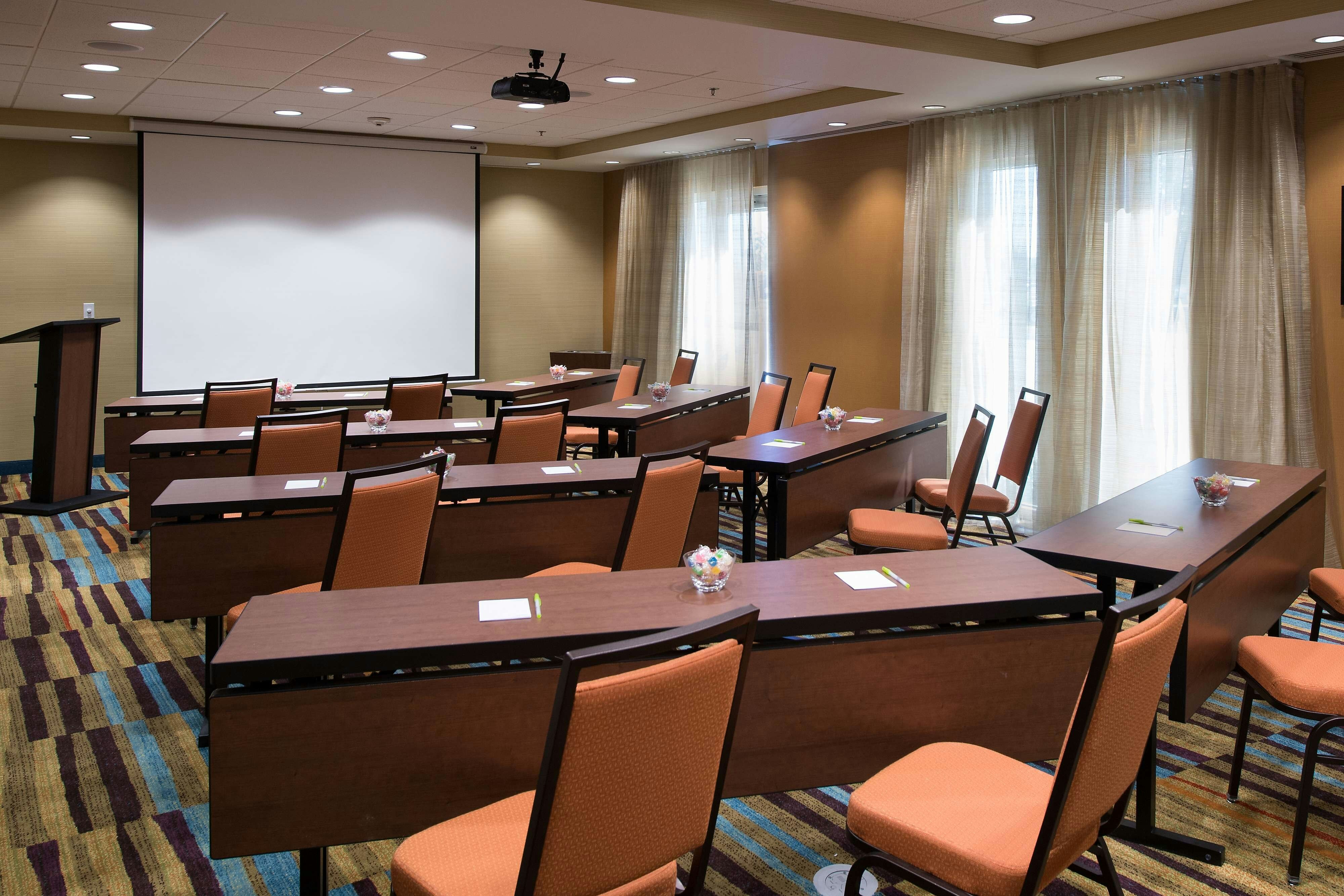 Fairfield Inn And Suites Houma Southeast 33/41