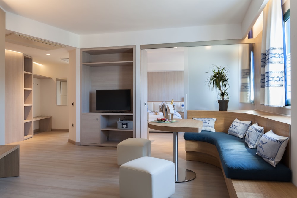 Mercure Olbia Hotel e Spa 50/76