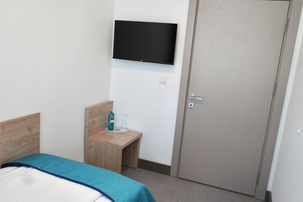 Hotel Atlas Halle 30/71