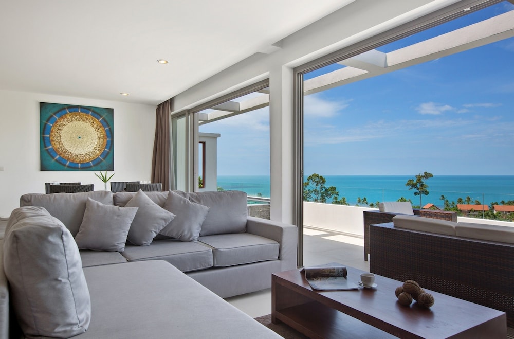 Tranquil Residence 3 11/33