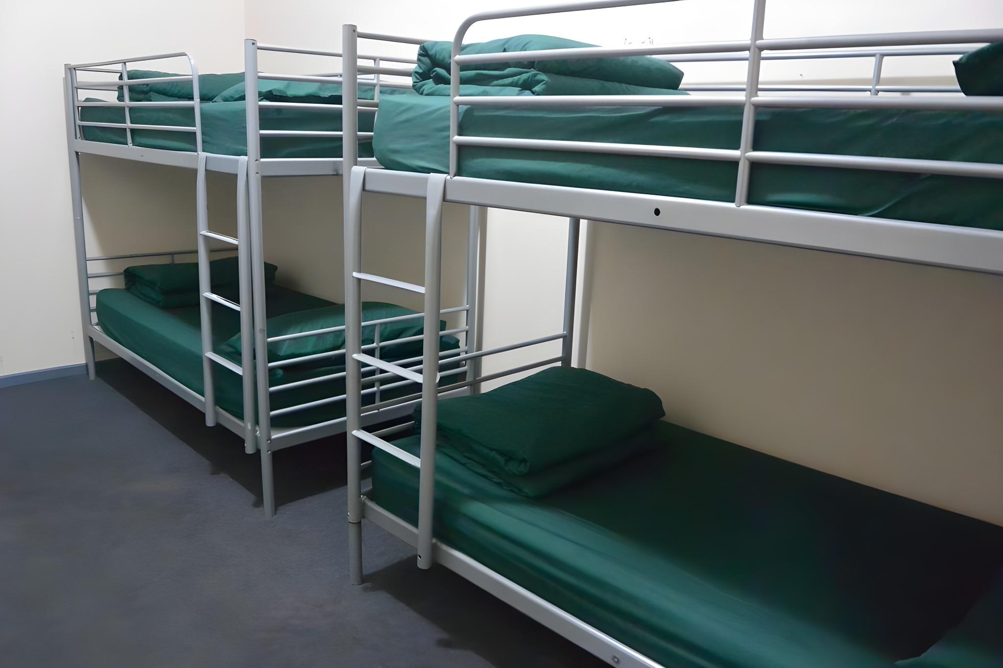 MIXED DORM, 4 BEDS