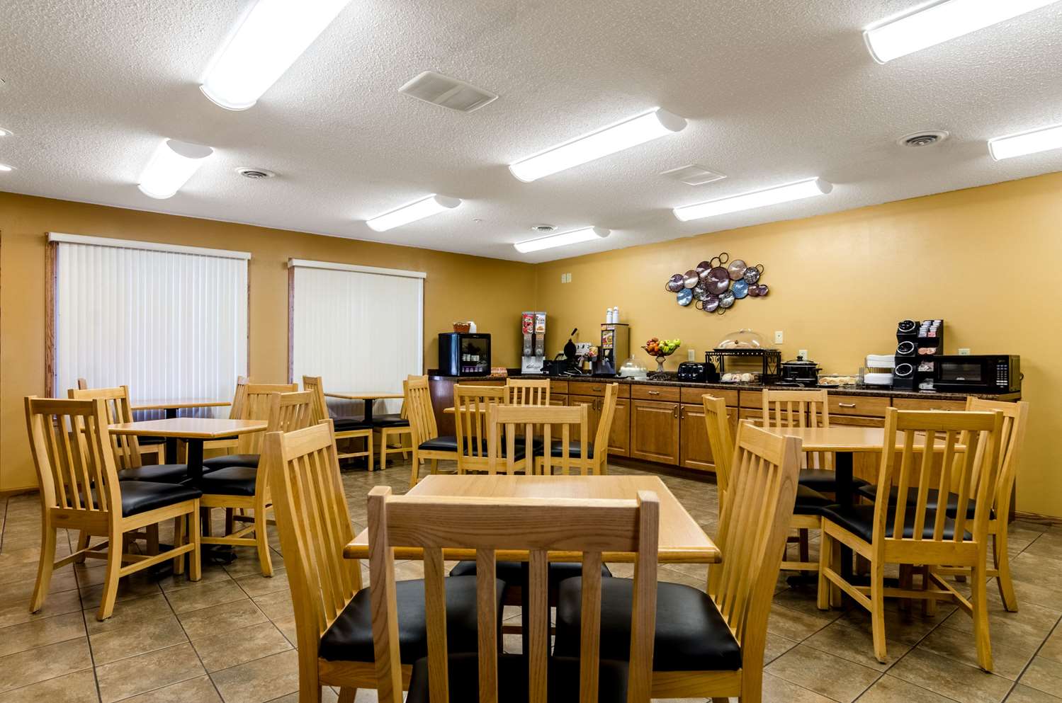 Rodeway Inn Ainsworth, NE 15/21