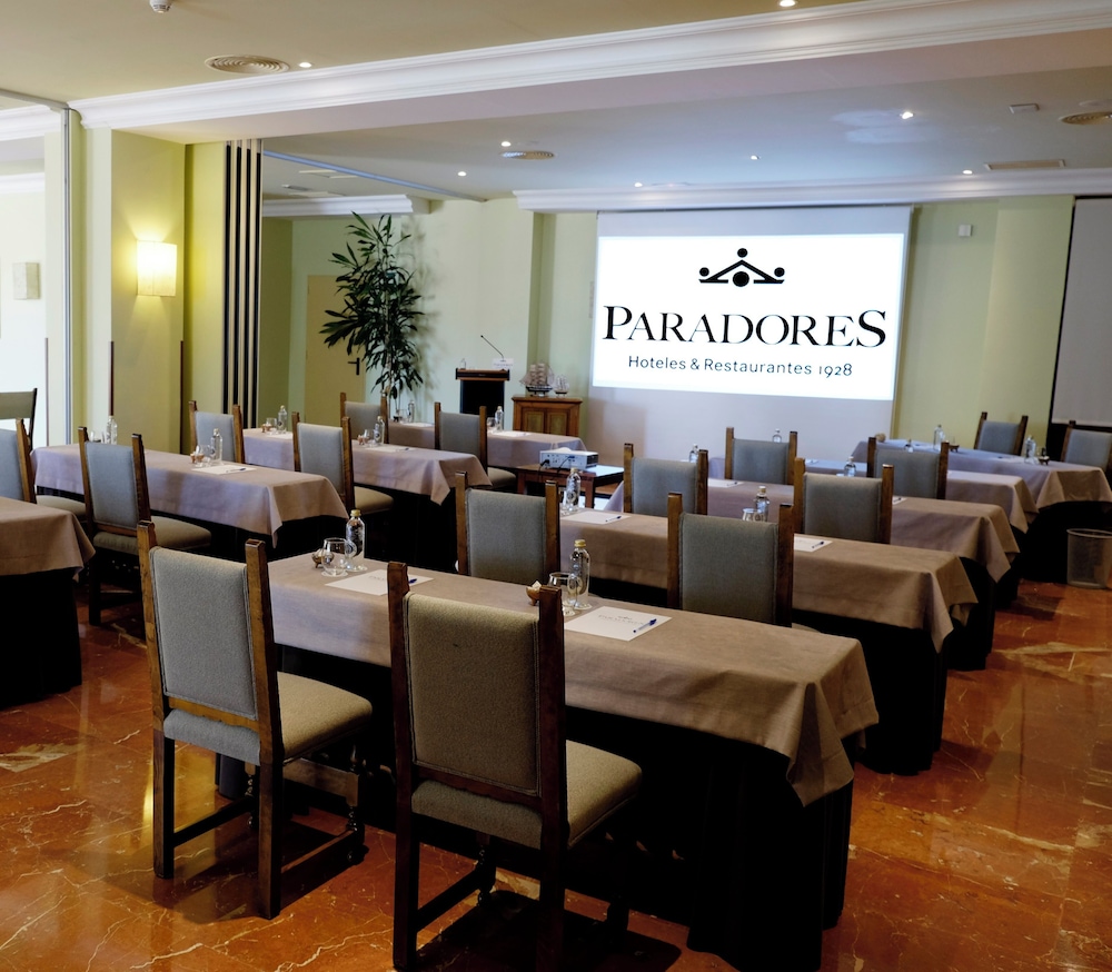 PARADOR DE FERROL 26/40