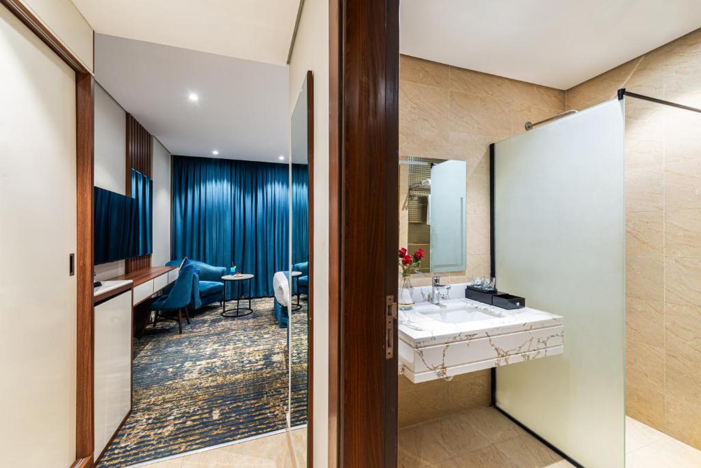 Al Qasr Hotel Suites - Corniche 33/33