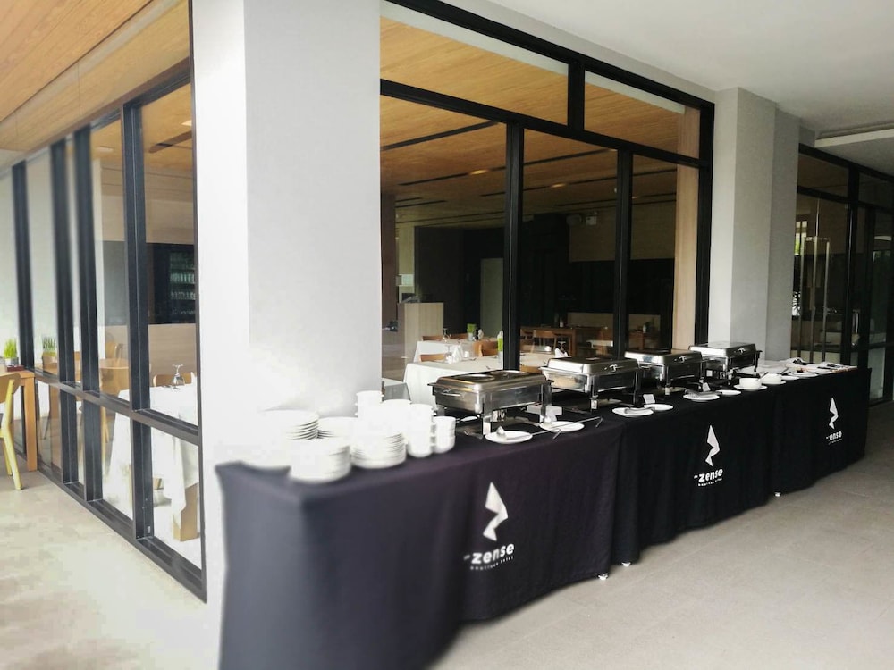 The Zense Boutique Hotel 12/45