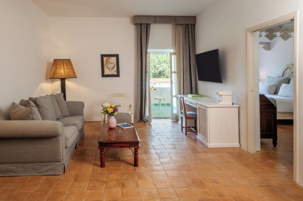 Santavenere Hotel 52/71