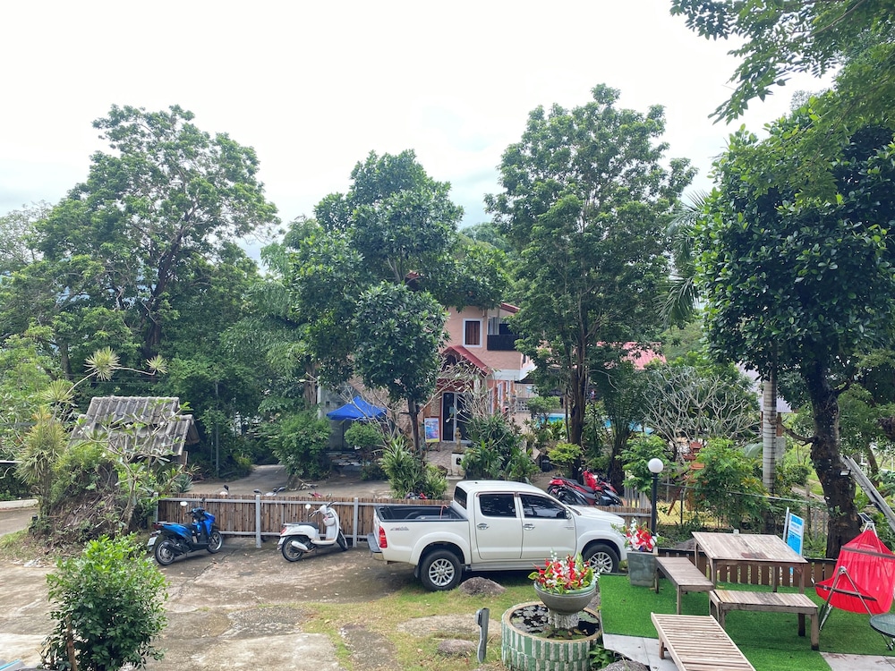 Majestic Sea View Resort 38/50
