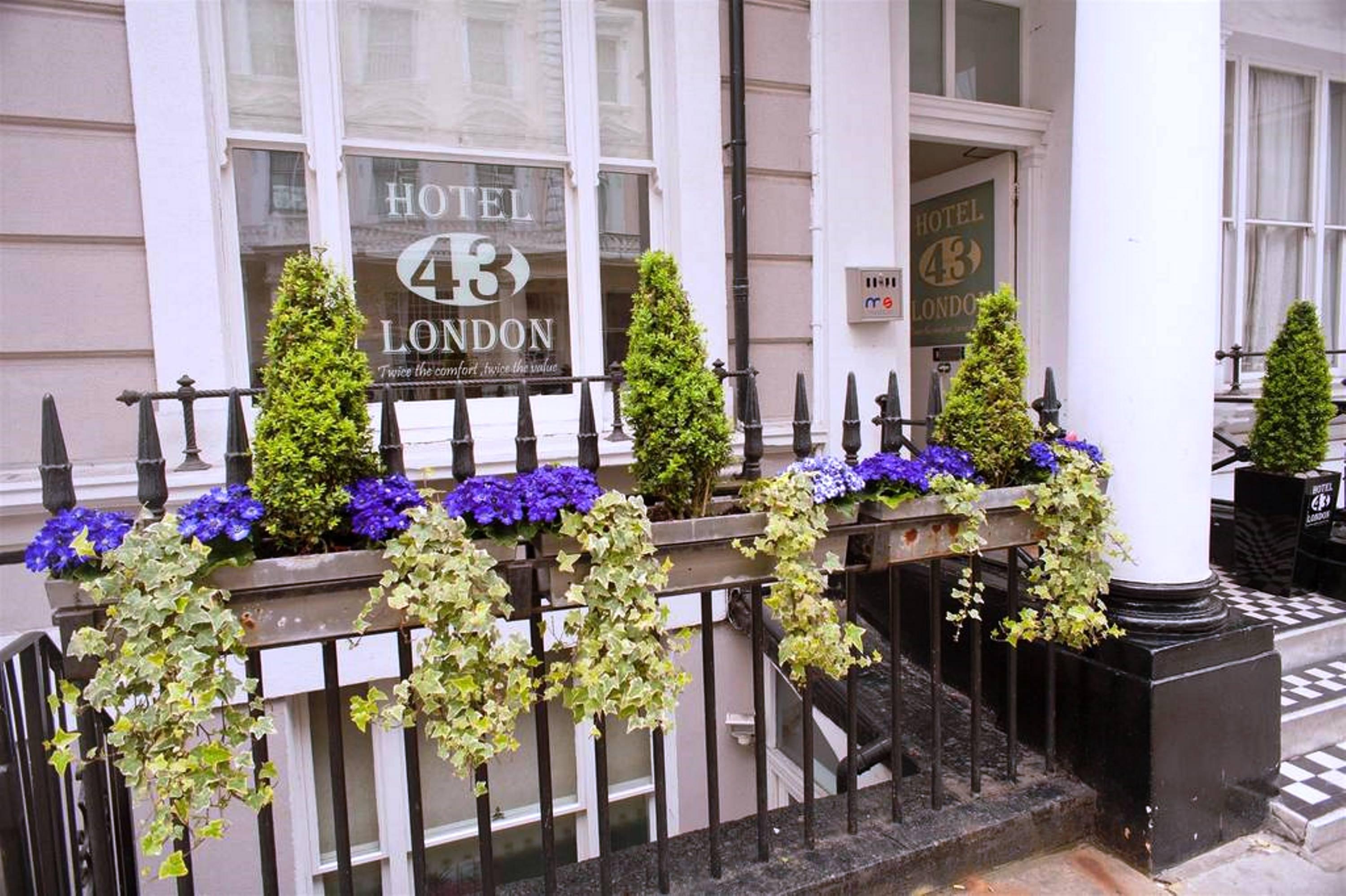 NOX HOTELS - Bayswater 17/20