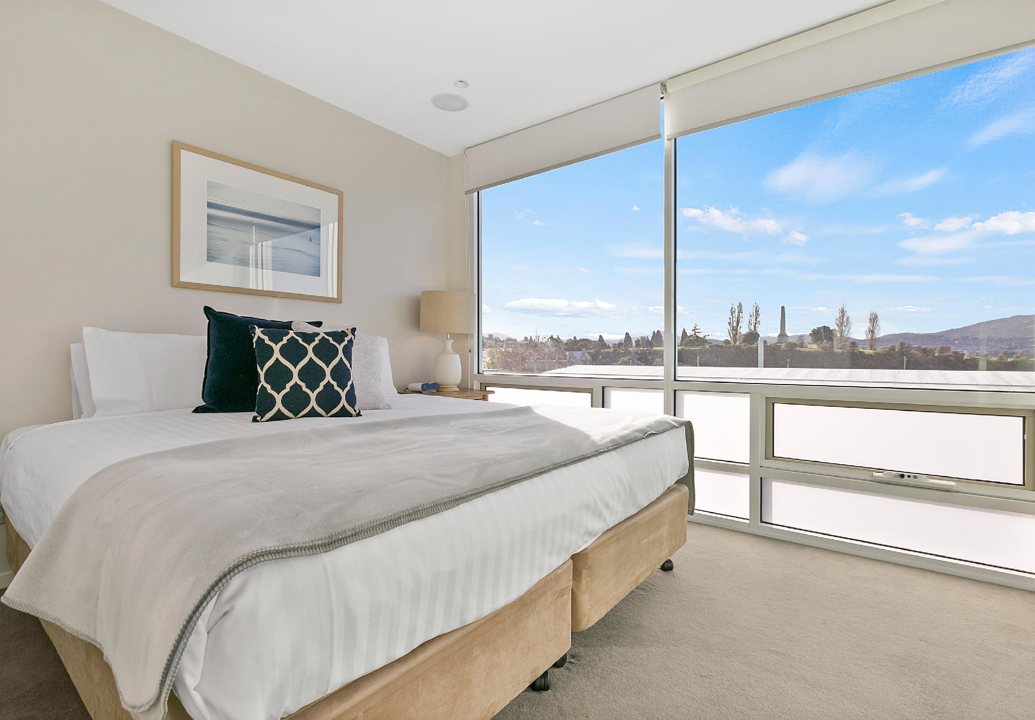 3 Bedrooms, Xl