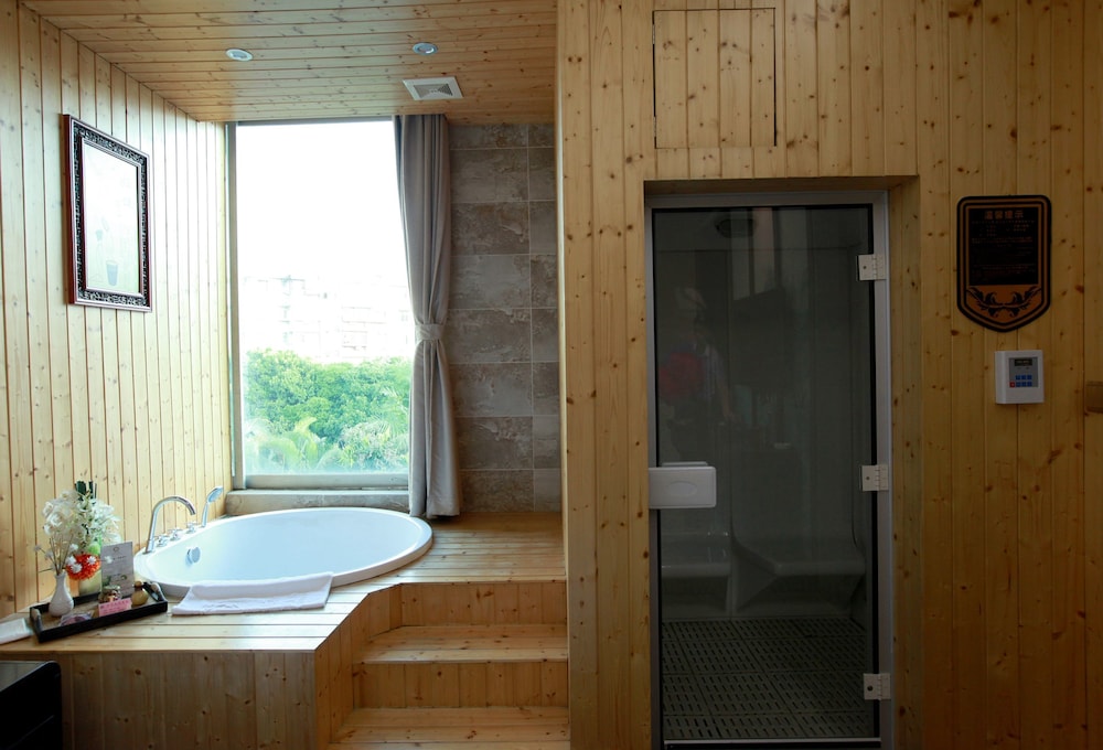 Jun Chen Health Hotel 34/34