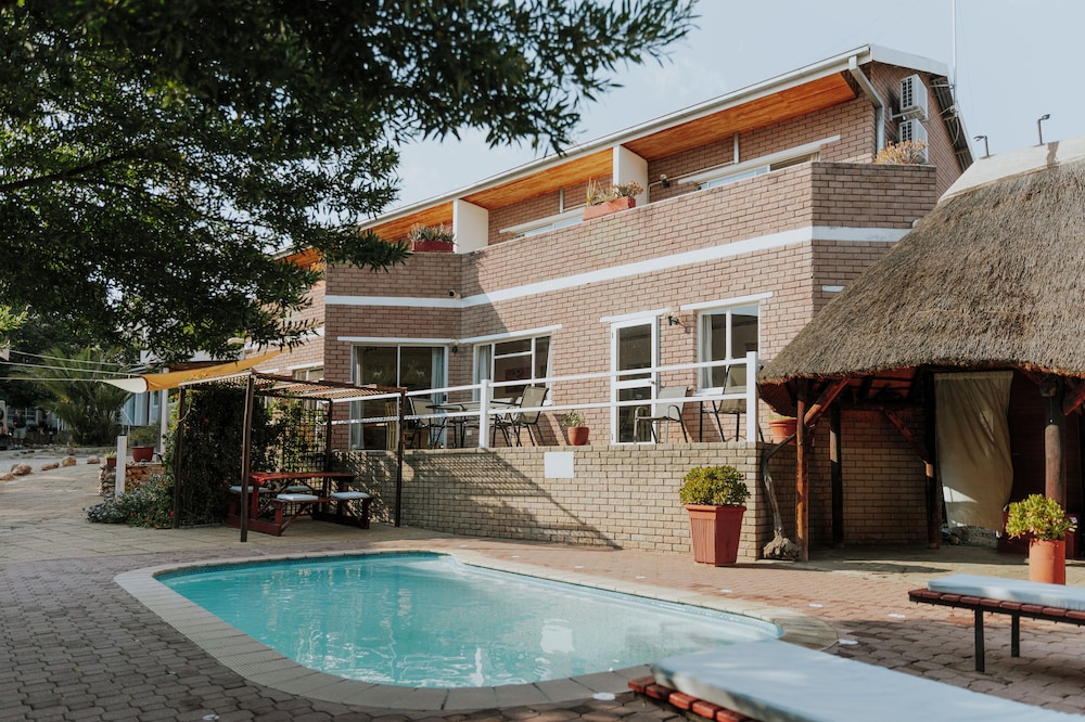 Hotel Uhland 6/75