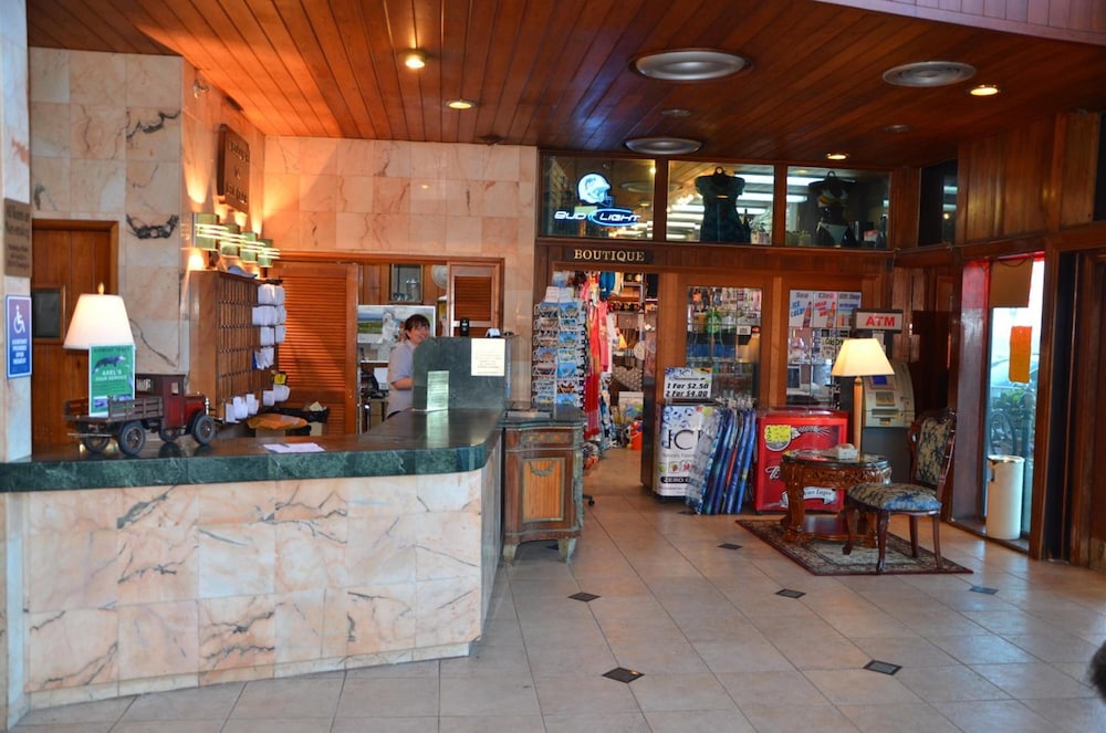 Sea Club Resort 36/45
